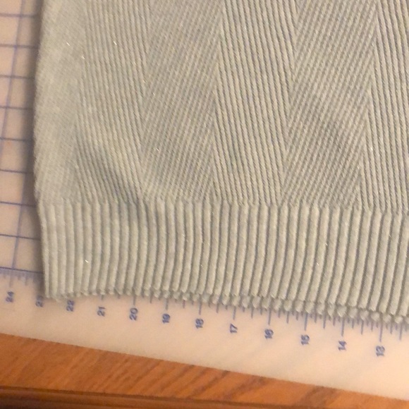 🌟Host PickPlus Size Peyton Primrose 1X Soft Grey Sparkly Textured Pullover - Picture 10 of 10